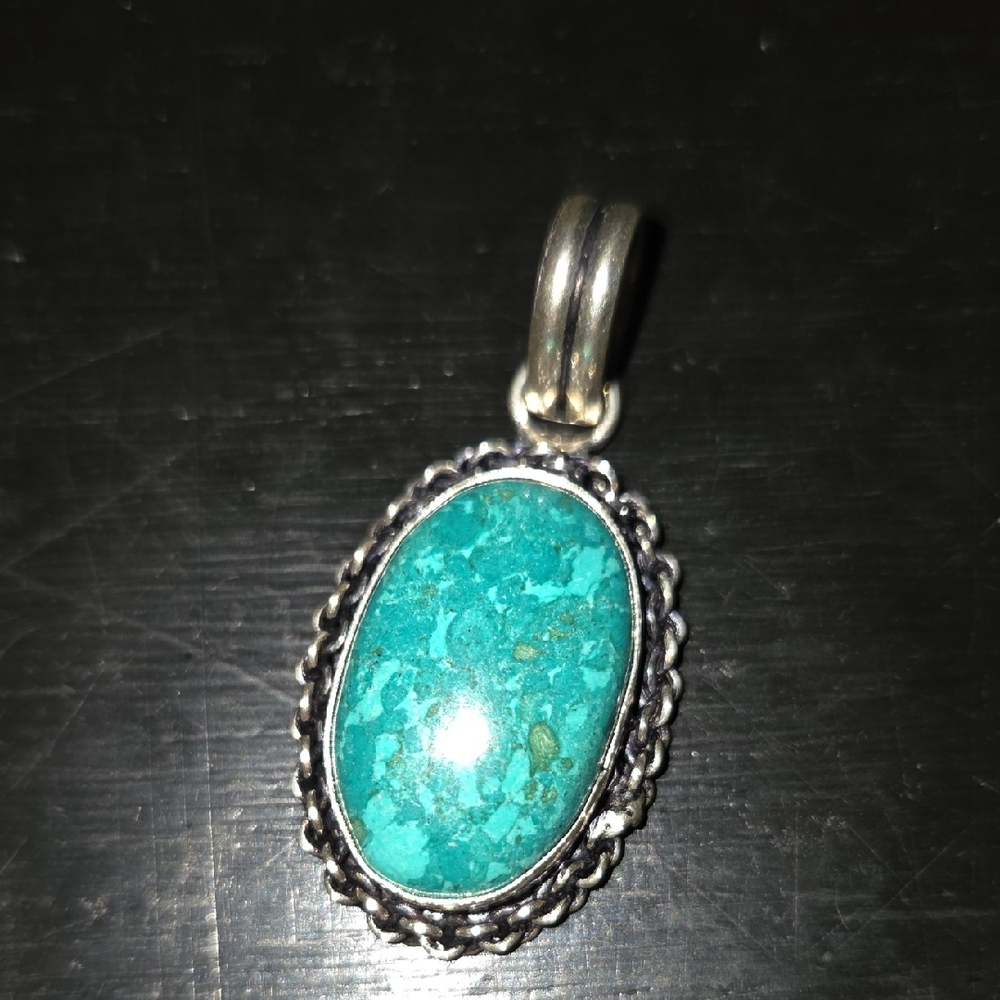 🎁 Malachite Pendant Natural Stone Crystal Necklace Sterling Silver Plated NEW